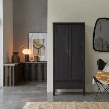 Thaki Black - Armoire en pin massif