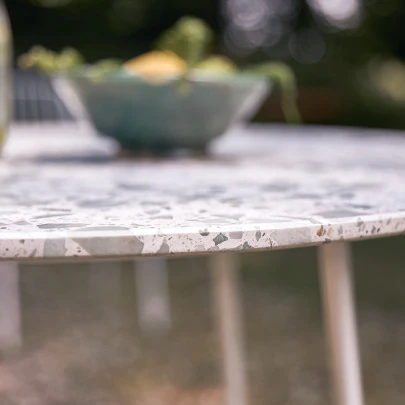 Elio - Table de jardin ronde en terrazzo premium et métal green 4 pers.