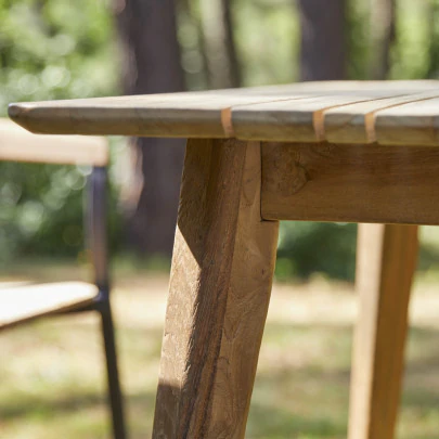 Katrine - Table de jardin en teck massif recyclé 6-8 pers.